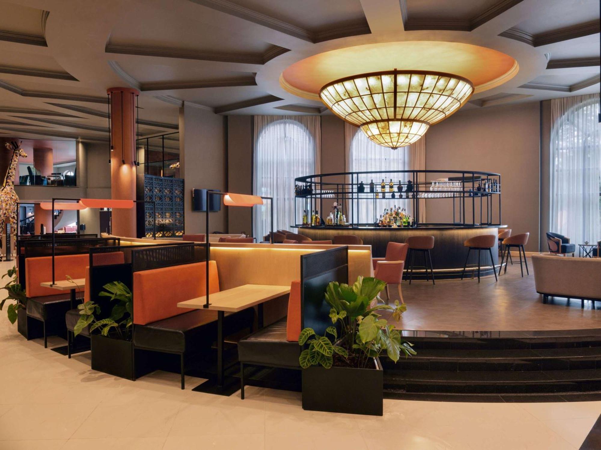 Pullman Nairobi Upper Hill Hotel Exterior photo