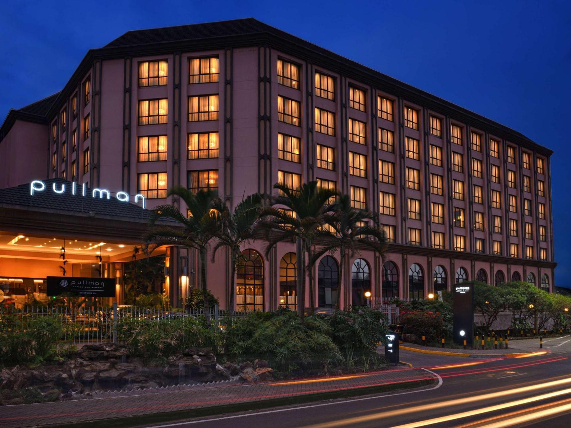 Pullman Nairobi Upper Hill Hotel Exterior photo